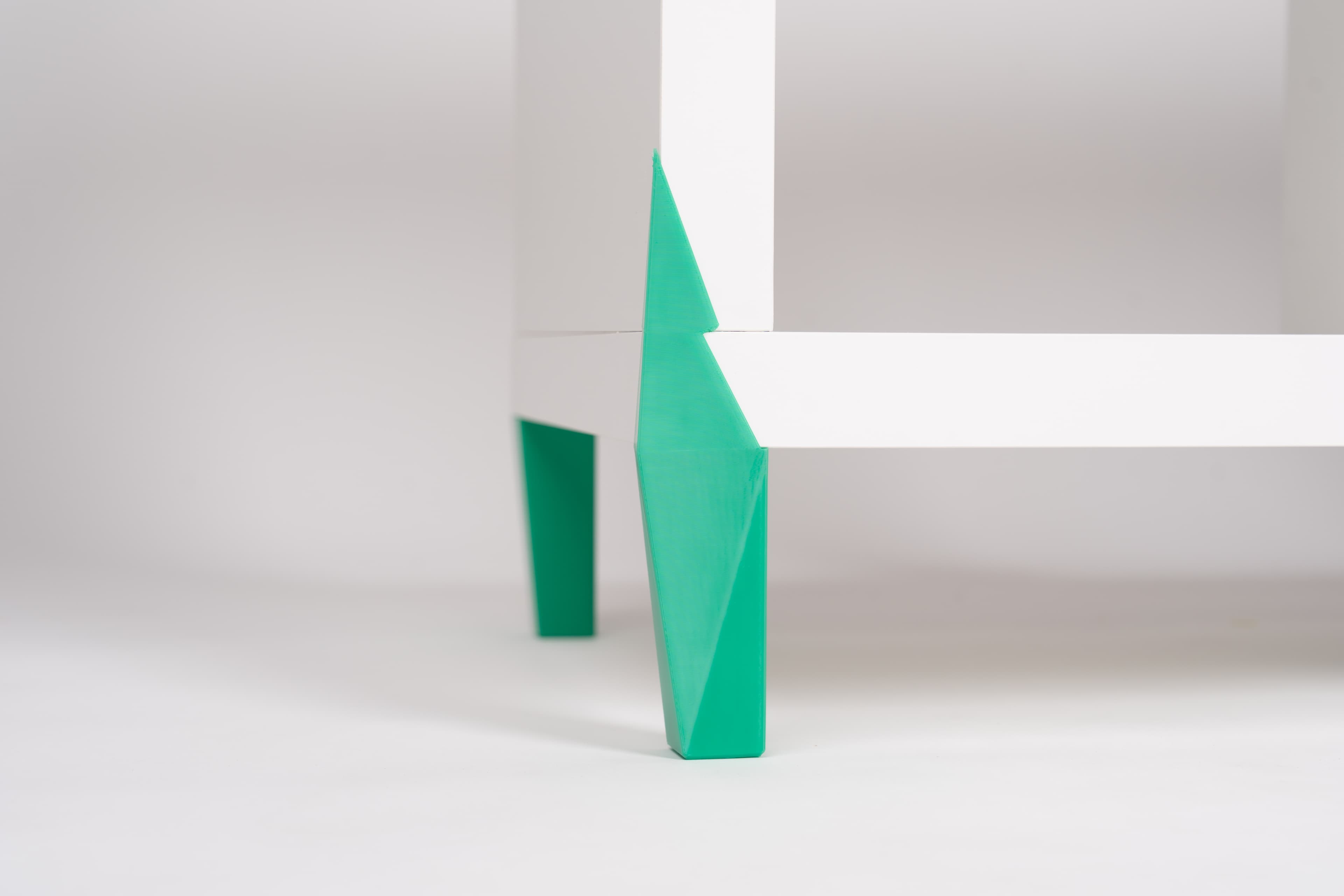 Legypop Spike
